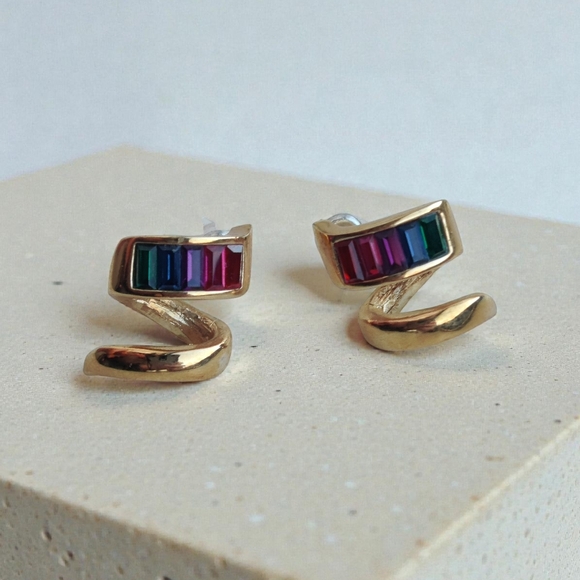 Antique Carved Organic Ivory Bone Elephant Pendant - Picture 4 of 5